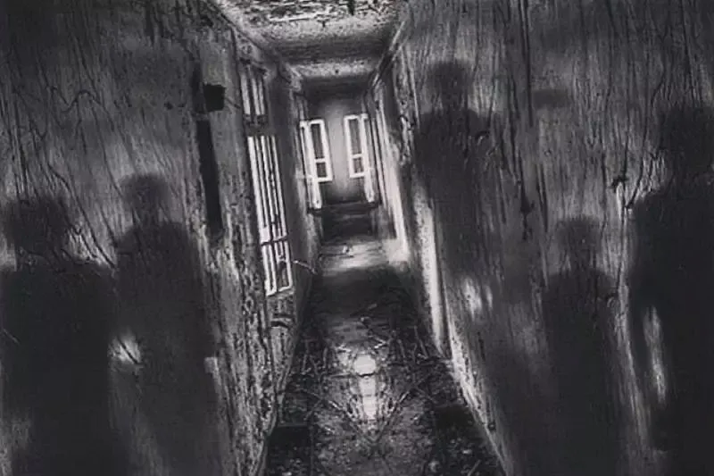 آیا جنها میتوانند به انسان صدمه بزنند؟ آیا جنها میتوانند به انسان صدمه بزنند؟