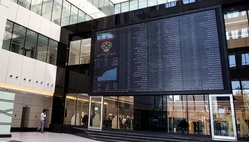 خودرویی‌ها در روز منفی بورس، جاده صعود را در پیش گرفتند