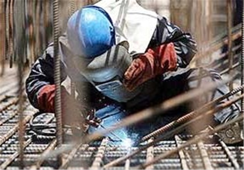 کارگران ساختمانی در پروژه های کوچک قرارداد ندارند کارگران ساختمانی در پروژه های کوچک قرارداد ندارند