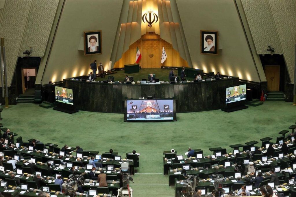 آخرین وضعیت لایحه فضای مجازی از زبان نایب رئیس مجلس