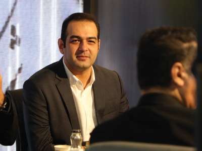 دکتر حمیدی مدیر عامل قاصدک