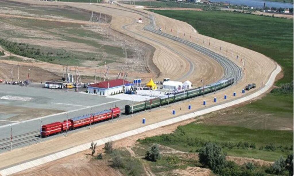 ایران در آستانه تحول بزرگ ترانزیتی / کریدور بین‌المللی شمال–جنوب فعال شد