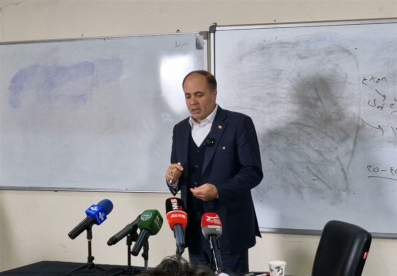 توجیهات پای تخته وزیر جهادکشاورزی درباره افزایش قیمت کالاهای اساسی توجیهات پای تخته وزیر جهادکشاورزی درباره افزایش قیمت کالاهای اساسی