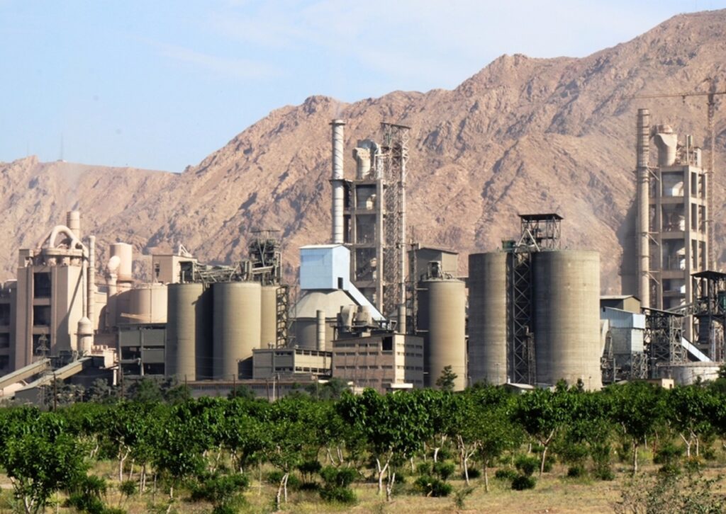 سیمان تهران؛ سود کلان با کاهش تولید و نفسهای تنگ جنوب تهران سیمان تهران؛ سود کلان با کاهش تولید و نفسهای تنگ جنوب تهران